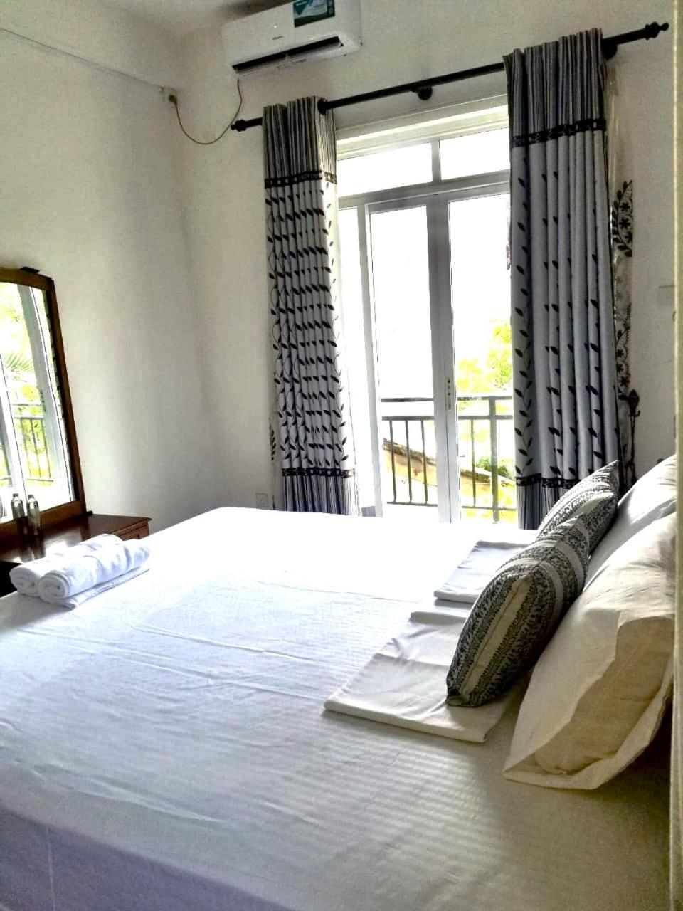 Noahs Ark Transit Stay Moratuwa Extérieur photo