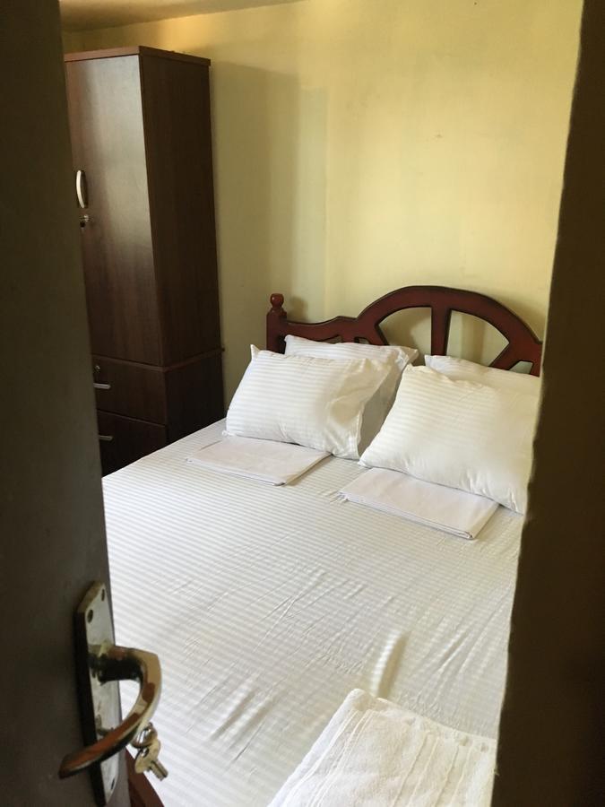 Noahs Ark Transit Stay Moratuwa Extérieur photo